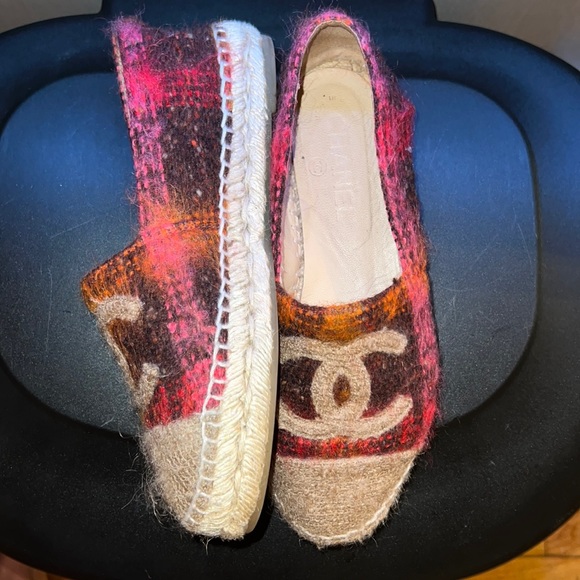 Chanel CC Espadrilles - Picture 2 of 7